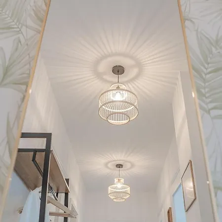 Benville - Free Parking - Nespresso Kaffee - Stylisch Apartment