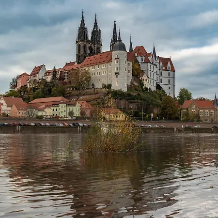 Benville - Free Parking - Nespresso Kaffee - Stylisch * Meissen