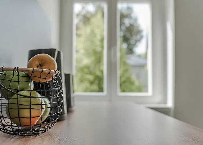 Benville Bv01 - Ideal Fuer 4-6 Personen - Wlan, Waschmaschine, Parkplatz - 2 Schlafzimmer - 1 Km Zum Bahnhof - Ruhige Lage Apartment